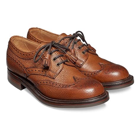 women's brogues.